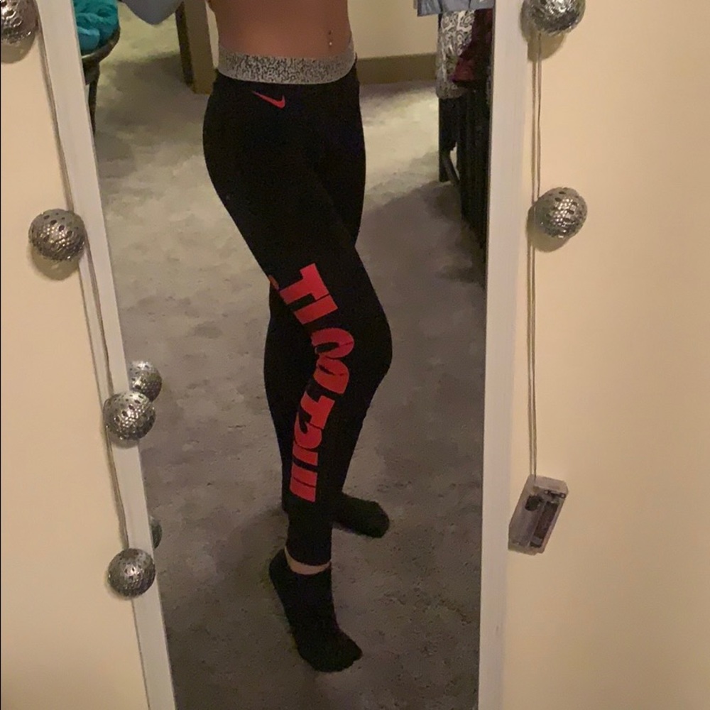 Nike leggings